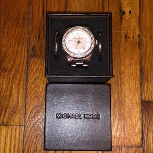 Michael Kors Watch w/ 3 interchangeable faces